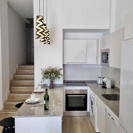 Apartamentos Rg Hospital Valme Sevilla Kültér fotó