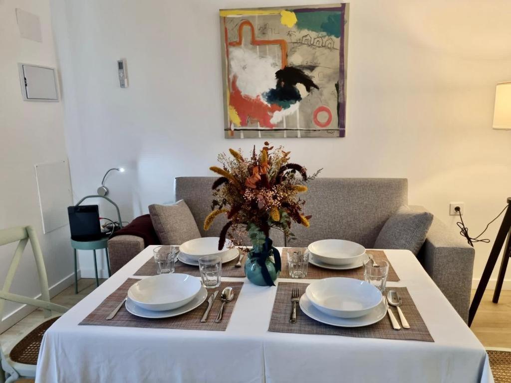 Apartamentos Rg Hospital Valme Sevilla Kültér fotó