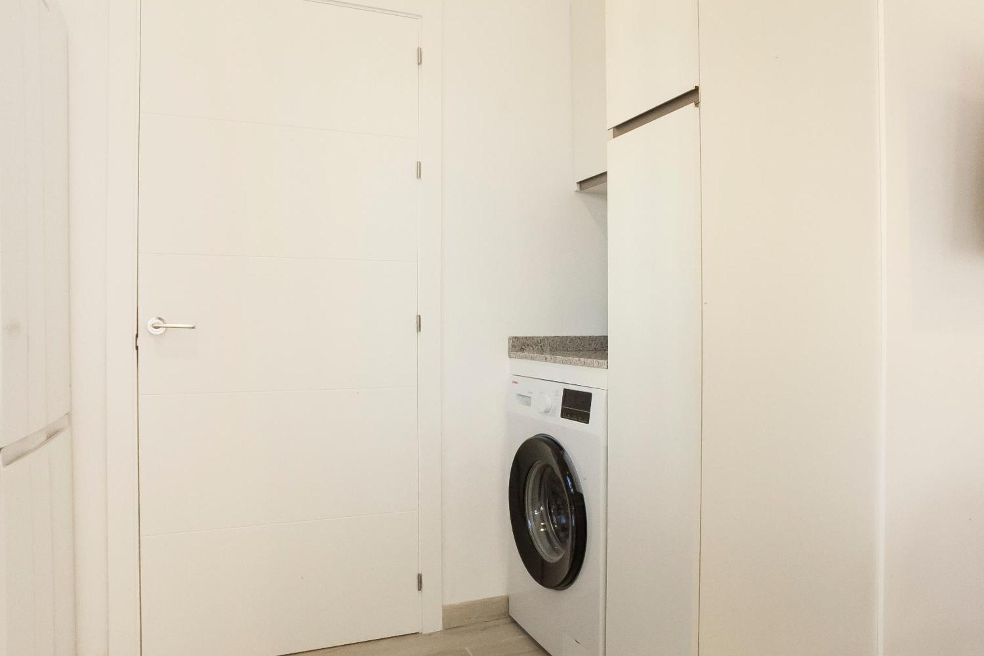 Apartamentos Rg Hospital Valme Sevilla Kültér fotó