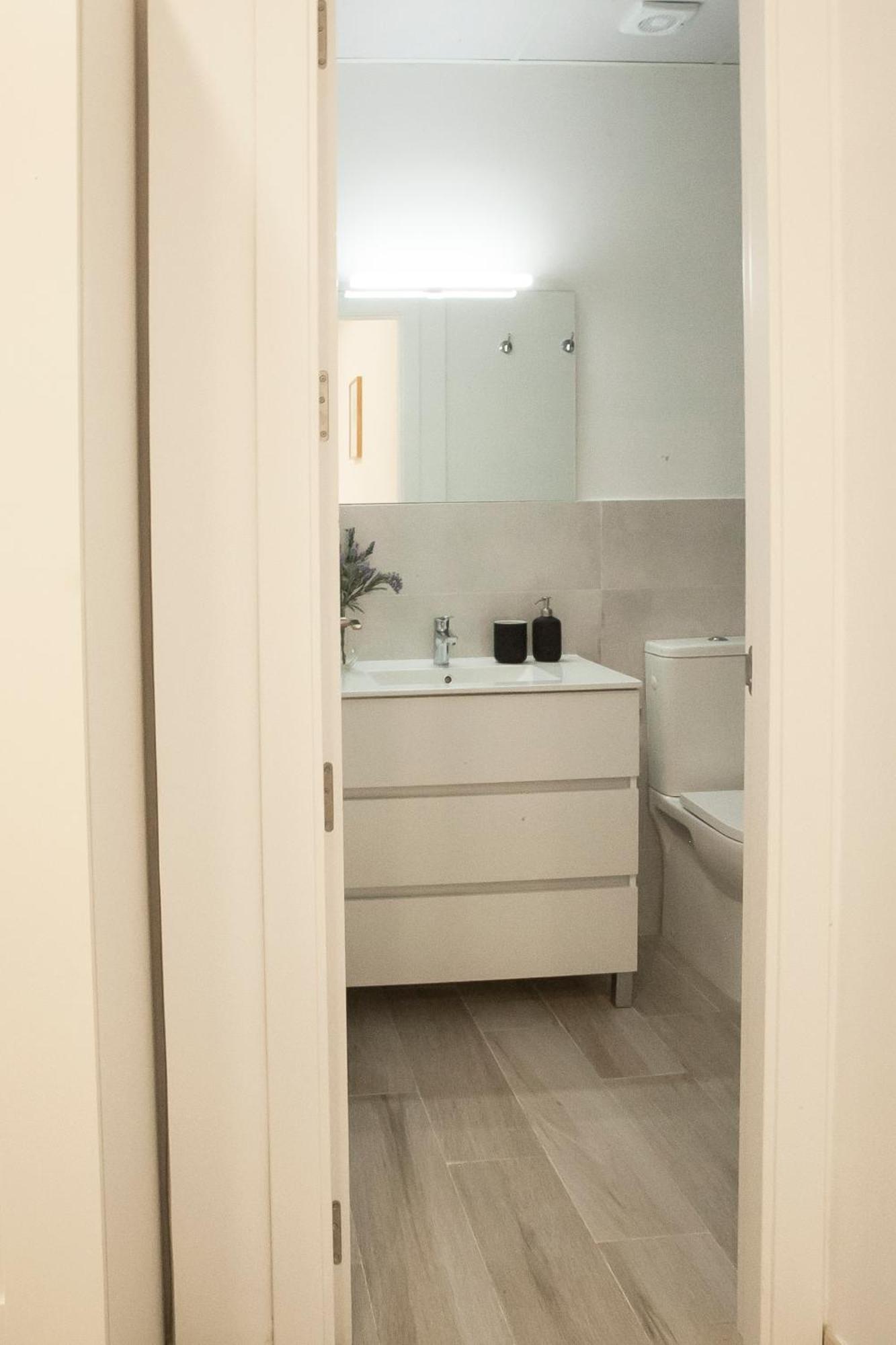 Apartamentos Rg Hospital Valme Sevilla Kültér fotó