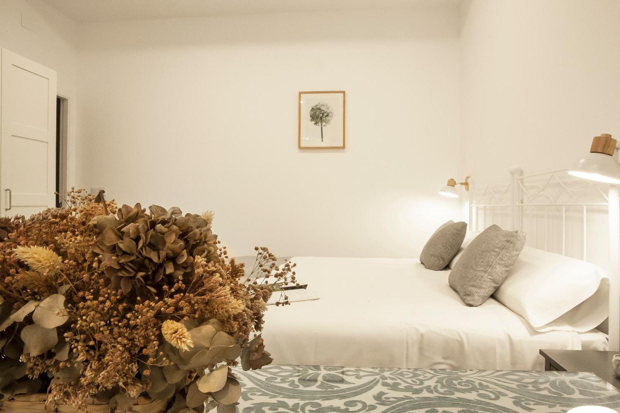Apartamentos Rg Hospital Valme Sevilla Kültér fotó